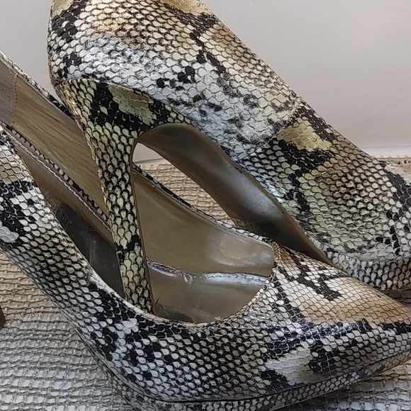 REPORT STILETTOS - Picture 3 of 10